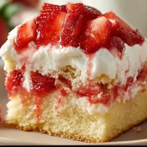 strawberry shortcake sheet cake 2026 04 12 112934 1024x574 1